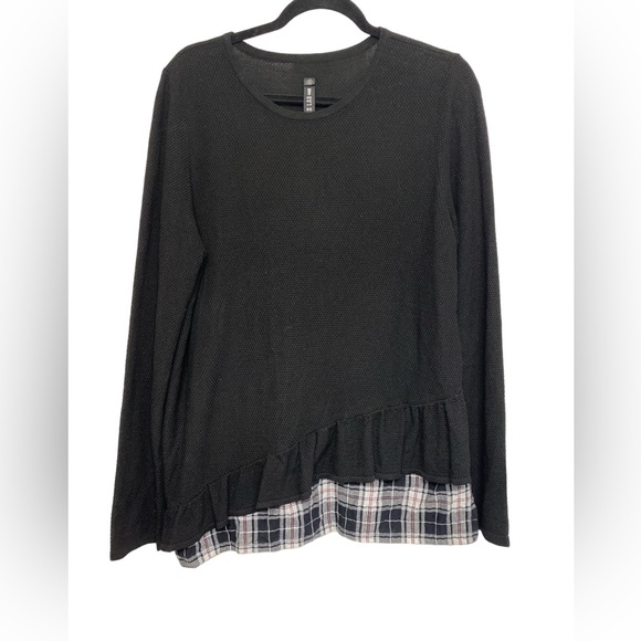 Design Lab Lord & Taylor Black Knit Top with Plaid Ruffle Hem - Large - Picture 2 of 5